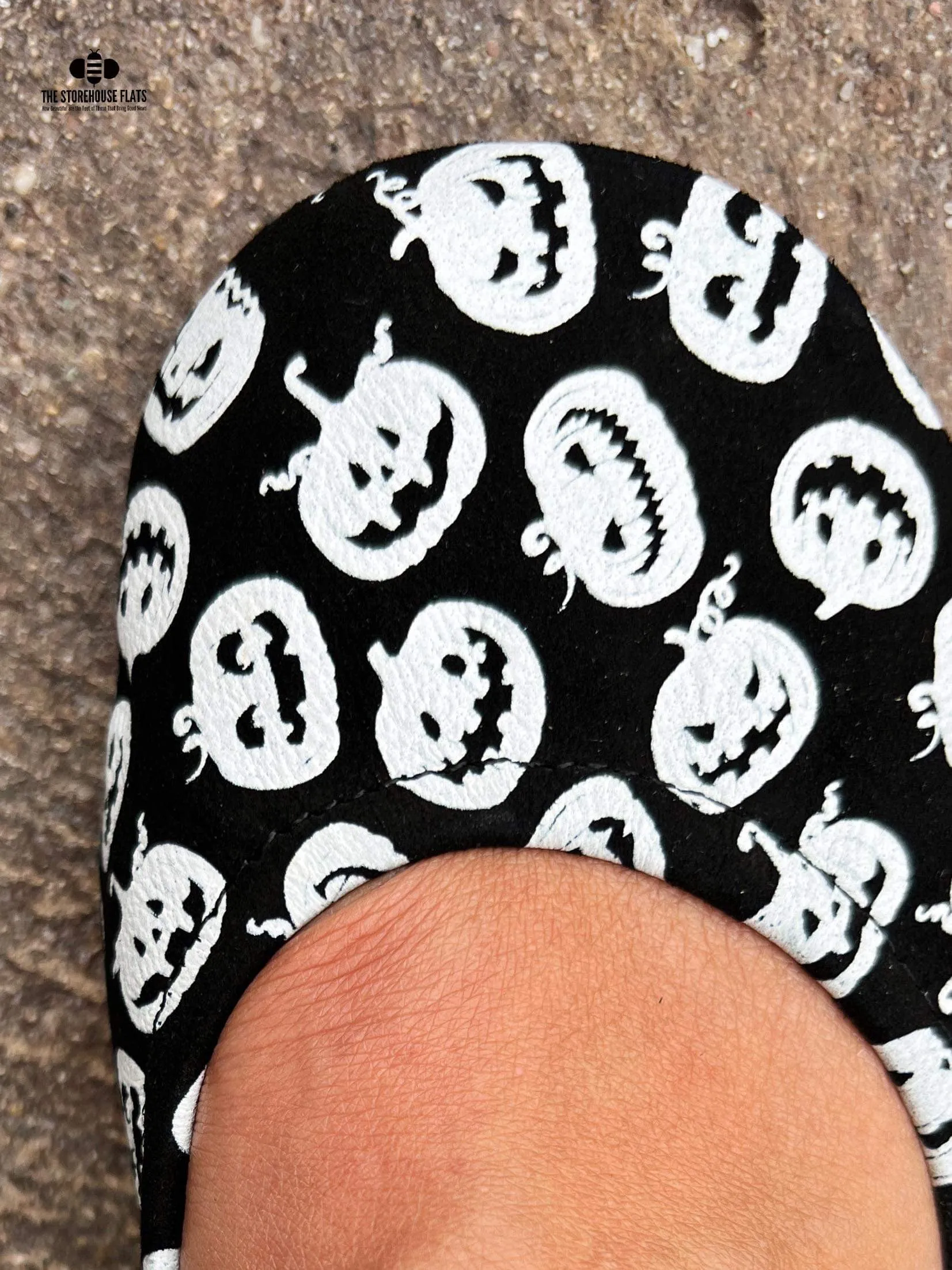 Jackie Printed Suede - Black and White